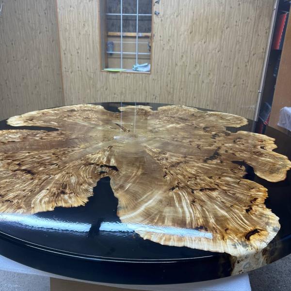 Dining table - 18